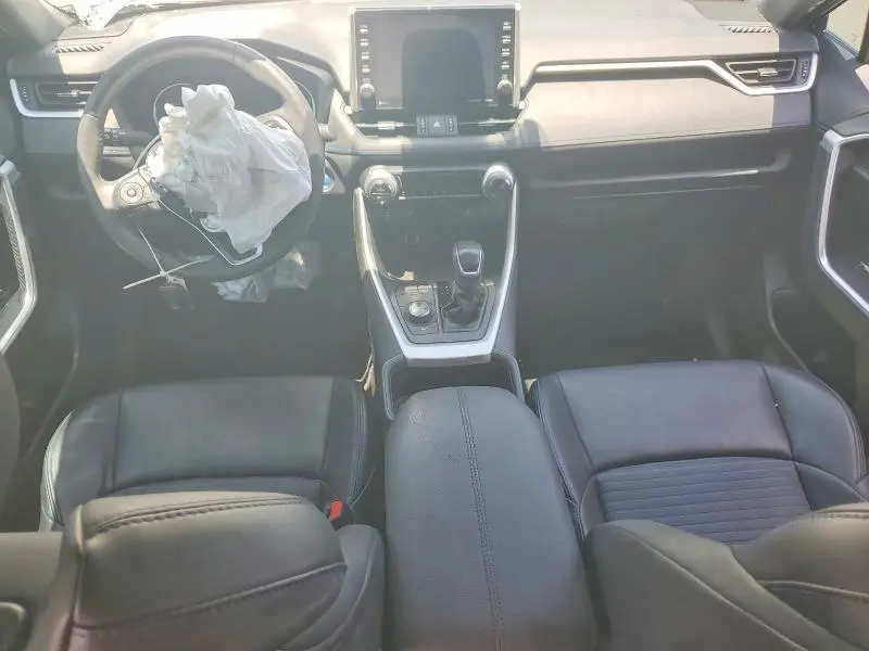 2022 TOYOTA RAV4 XSE  