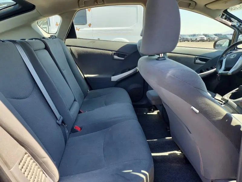 2010 TOYOTA PRIUS II  