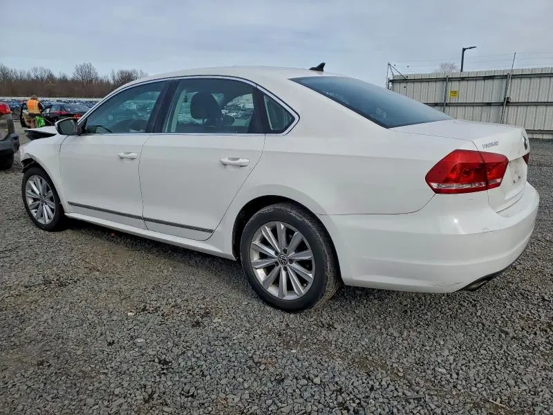 2012 VOLKSWAGEN PASSAT SEL  