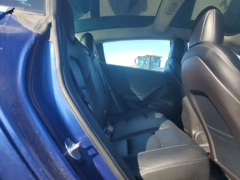 2018 TESLA MODEL 3   