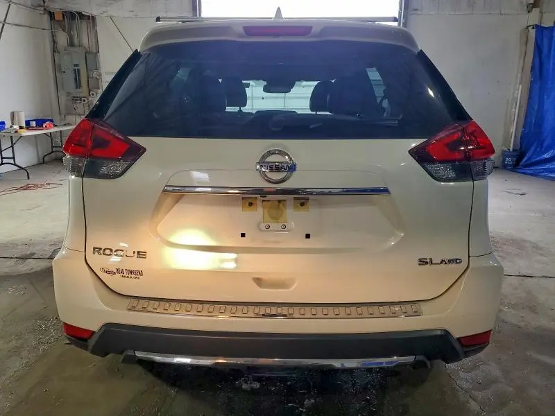 2018 NISSAN ROGUE S  