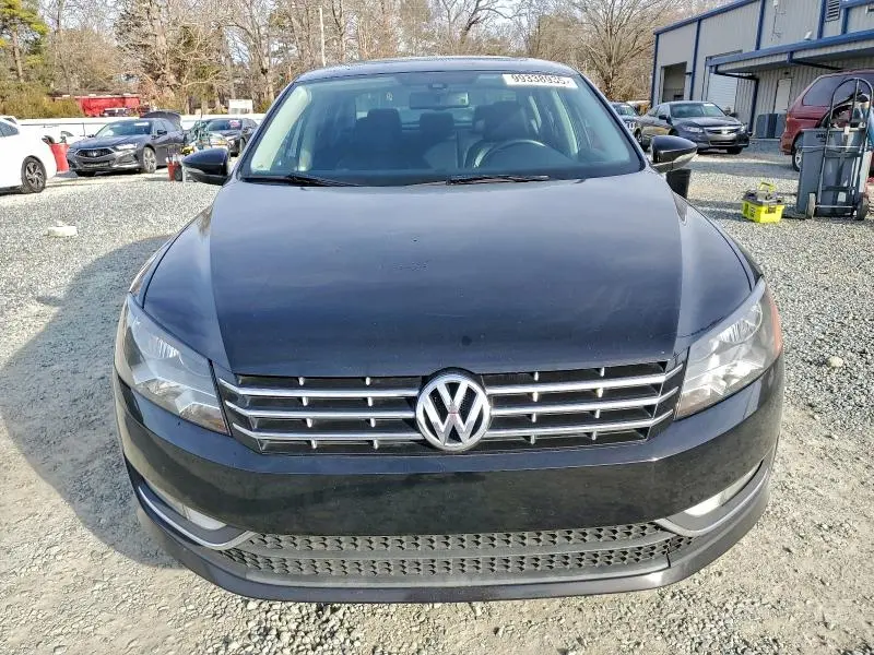 2012 VOLKSWAGEN PASSAT SEL  