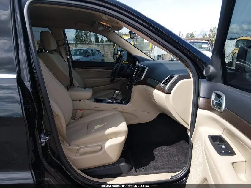 2018 JEEP GRAND CHEROKEE LAREDO E 4X2