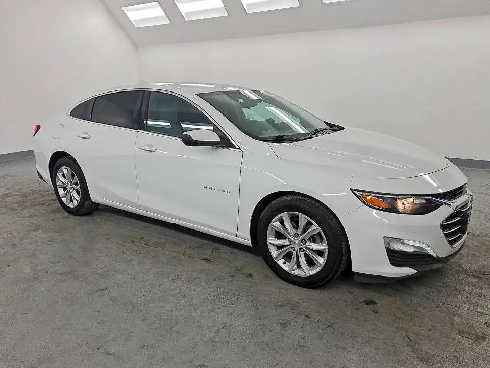 2022 CHEVROLET MALIBU LT  