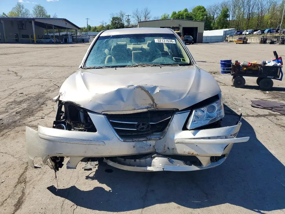 2010 HYUNDAI SONATA GLS  