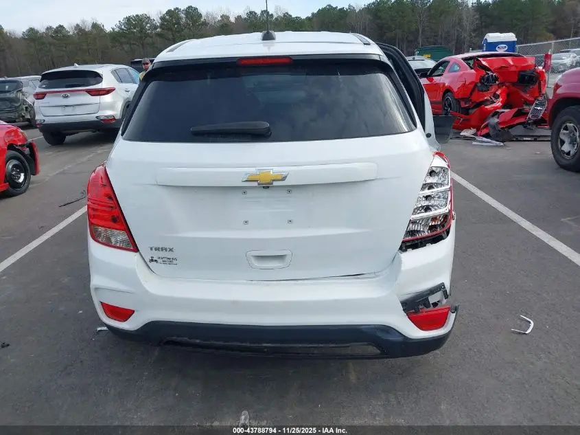 2022 CHEVROLET TRAX FWD LS