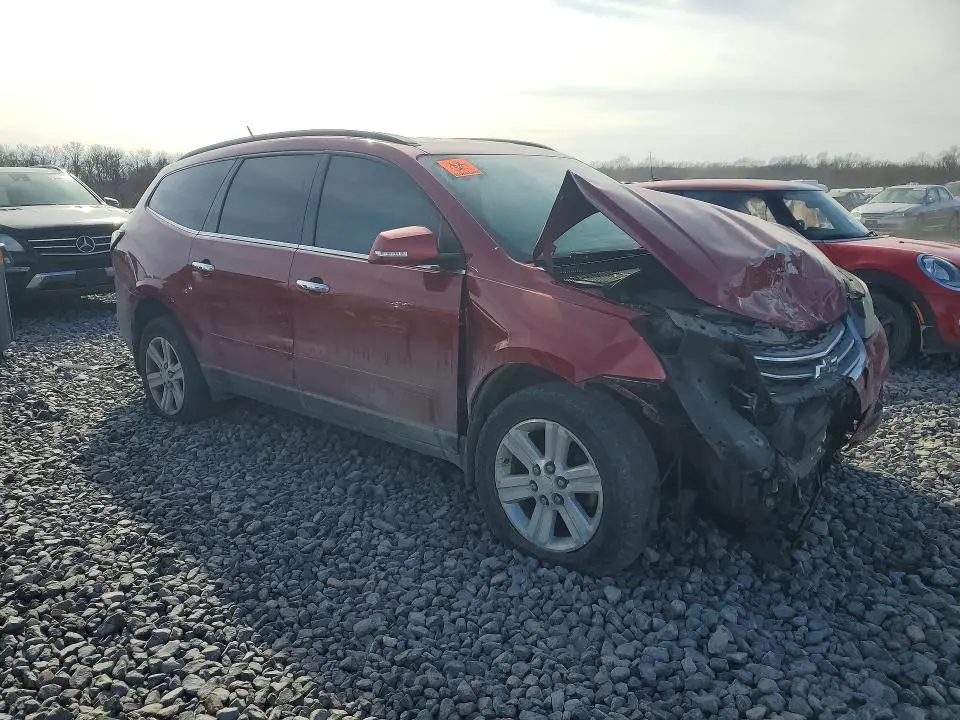2013 CHEVROLET TRAVERSE LT  