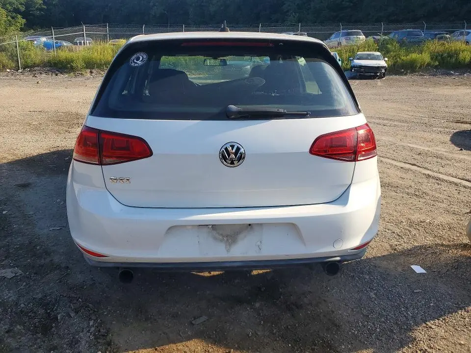 2015 VOLKSWAGEN GTI   