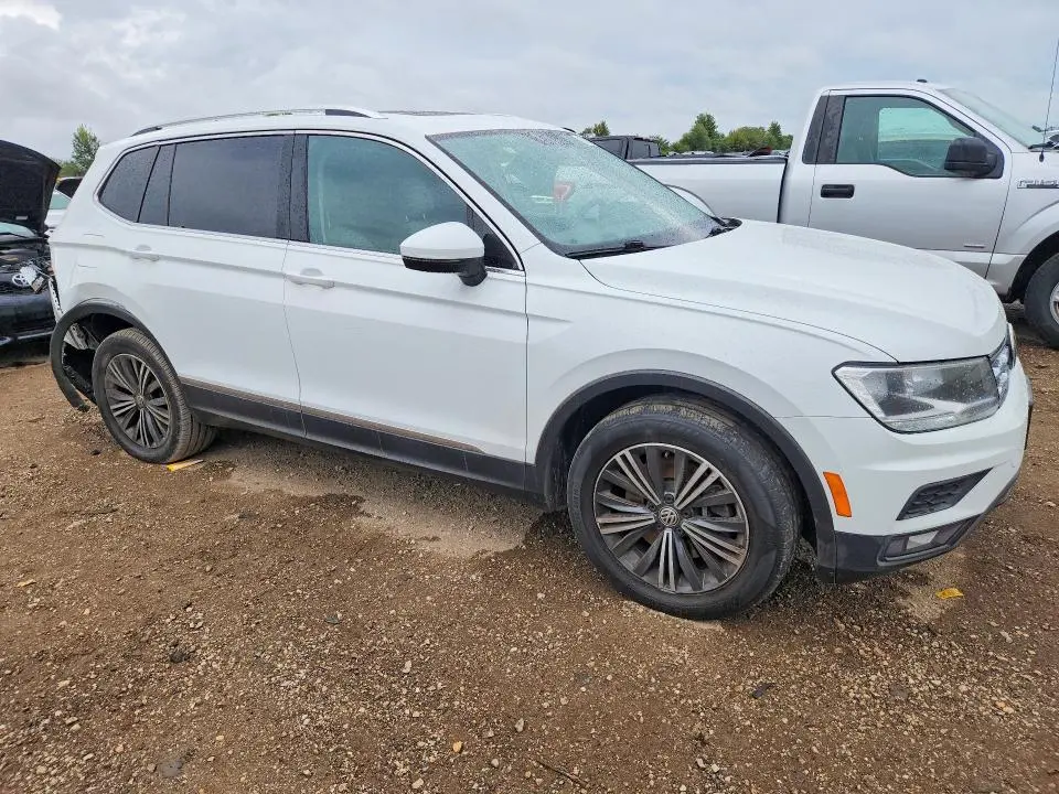 2018 VOLKSWAGEN TIGUAN SE  