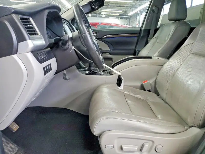 2015 TOYOTA HIGHLANDER LIMITED PLATINUM  