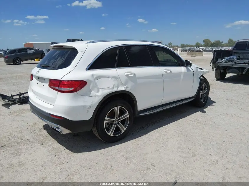 2018 MERCEDES-BENZ GLC 300  