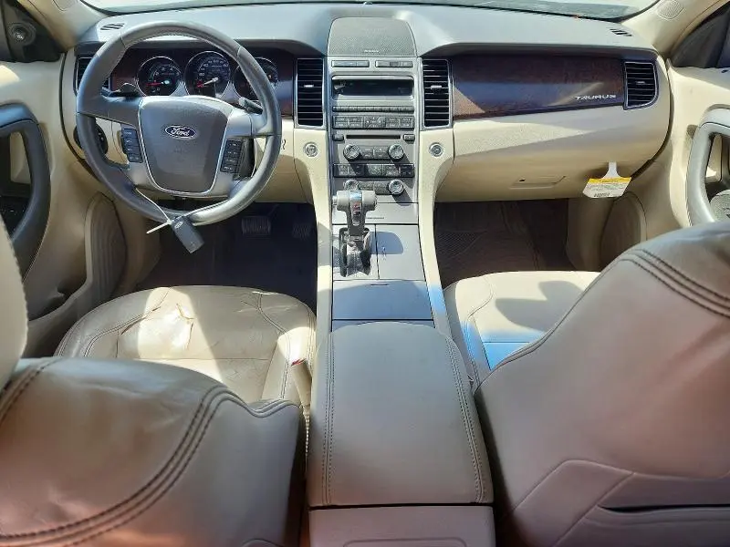 2011 FORD TAURUS SEL  