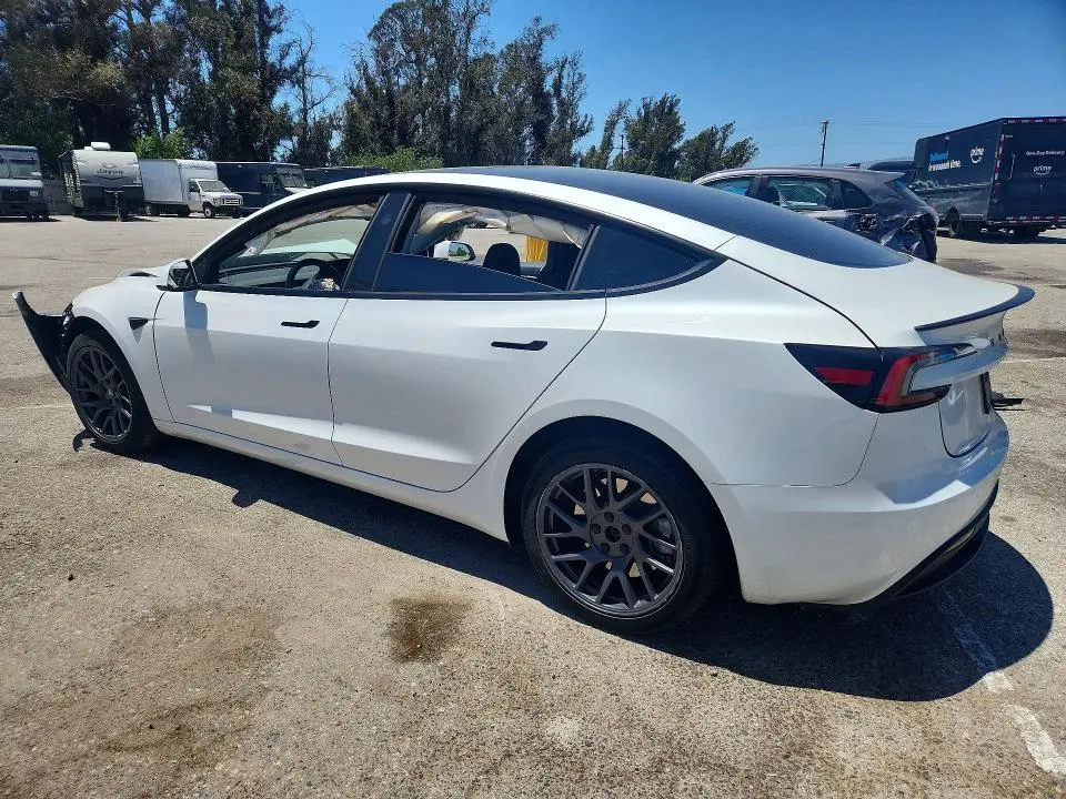 2025 TESLA MODEL 3   