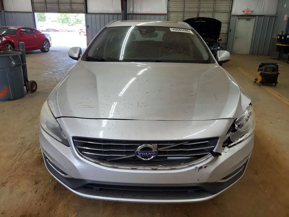 2015 VOLVO V60 PREMIER  