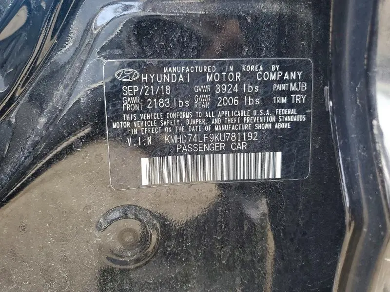 2019 HYUNDAI ELANTRA SE  