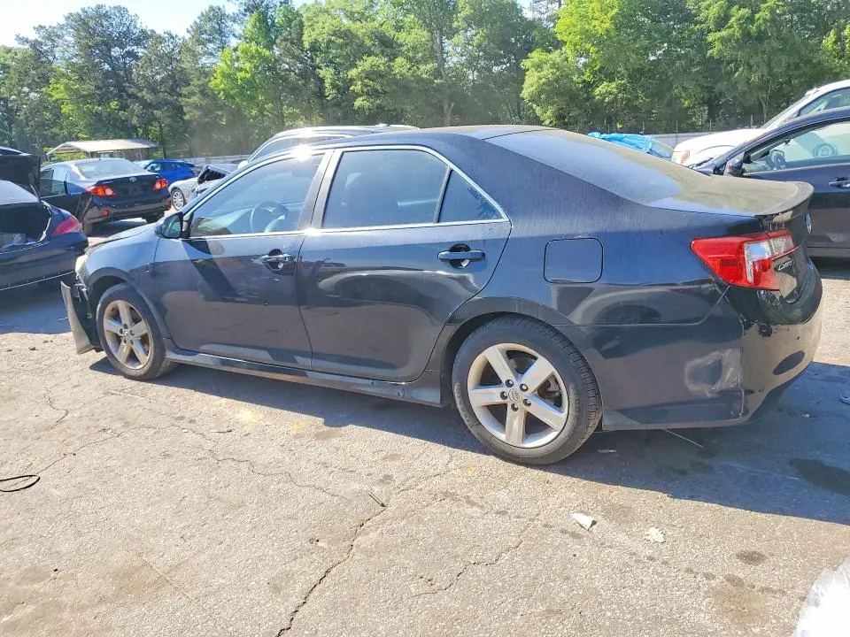 2014 TOYOTA CAMRY SE  