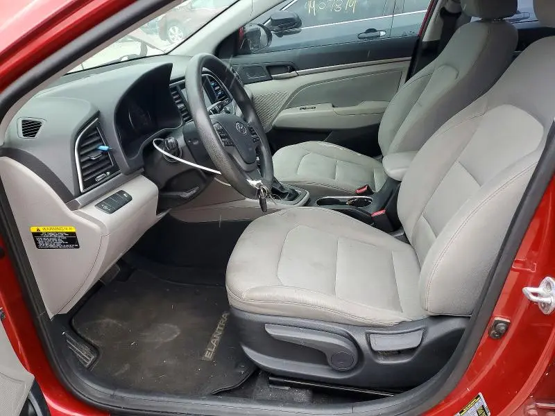 2017 HYUNDAI ELANTRA SE  