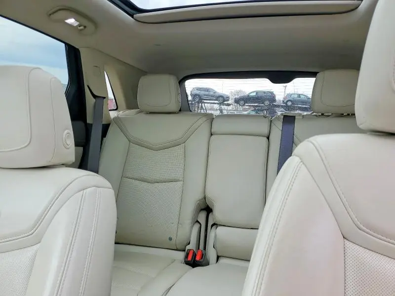 2017 CADILLAC XT5 LUXURY  