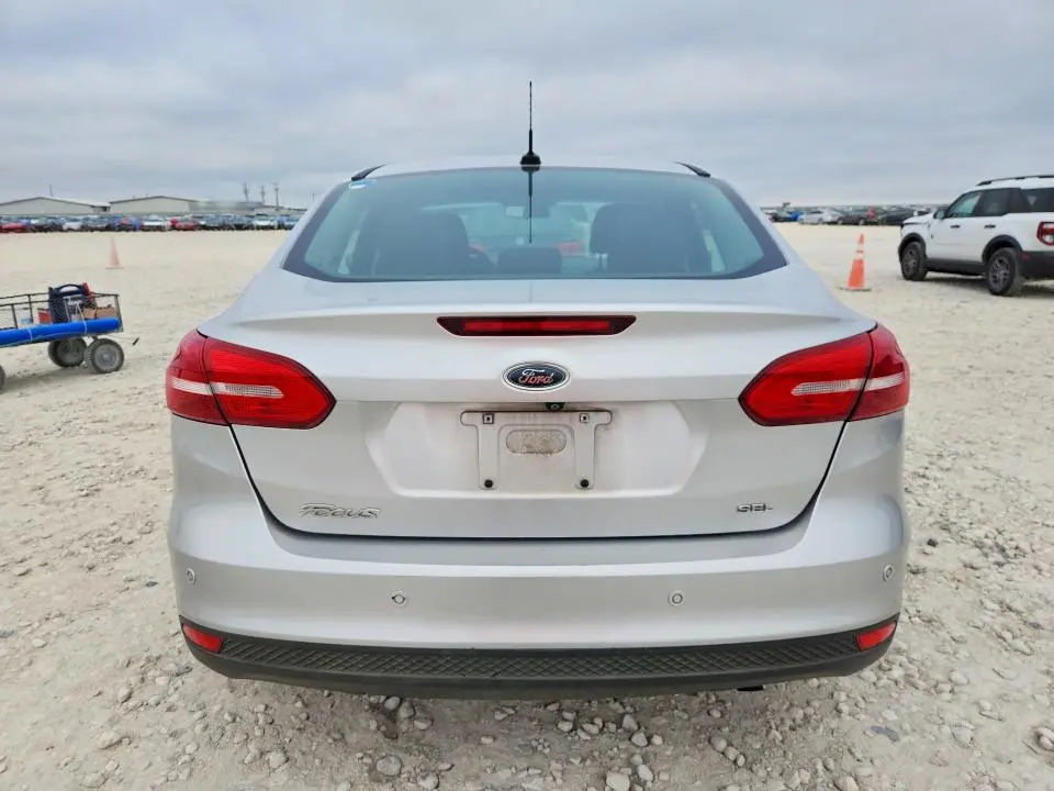 2017 FORD FOCUS SEL  