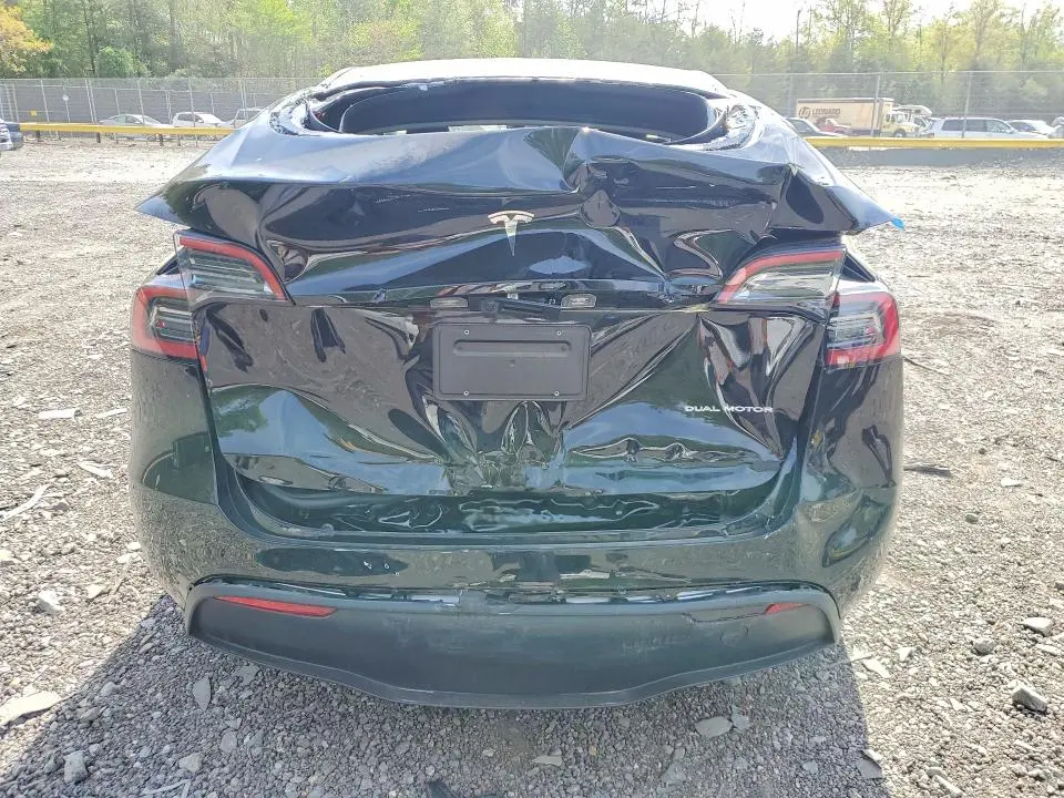 2024 TESLA MODEL Y   