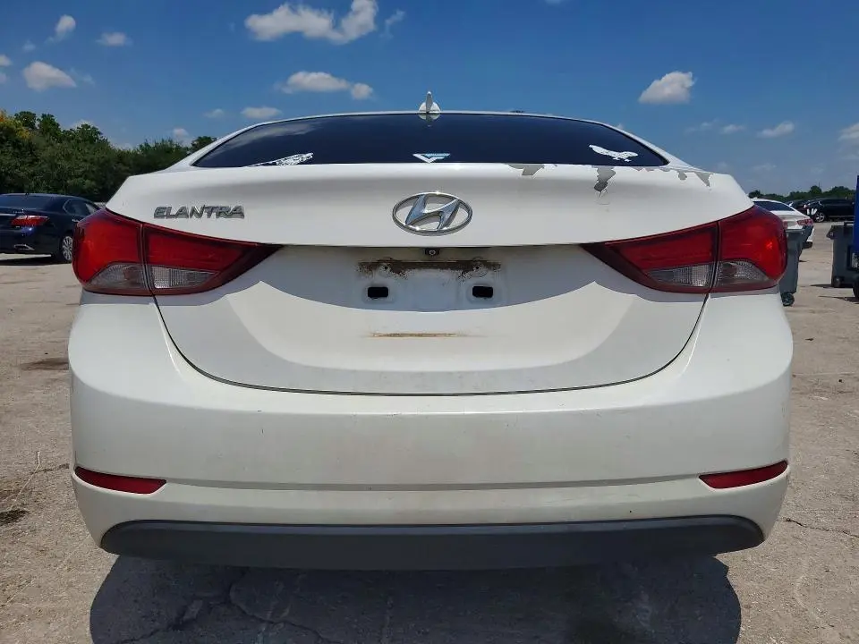 2016 HYUNDAI ELANTRA   