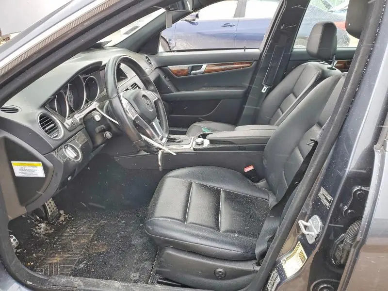 2013 MERCEDES-BENZ C 250  