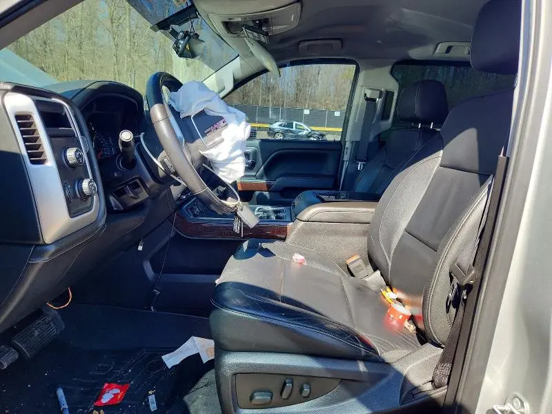 2018 GMC SIERRA K1500 SLT  