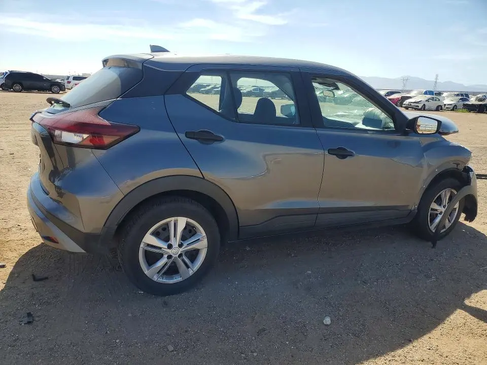2021 NISSAN KICKS S  