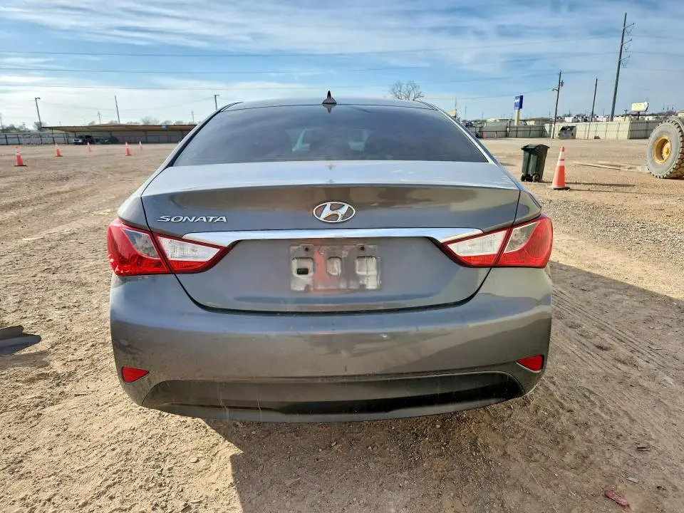 2014 HYUNDAI SONATA GLS  