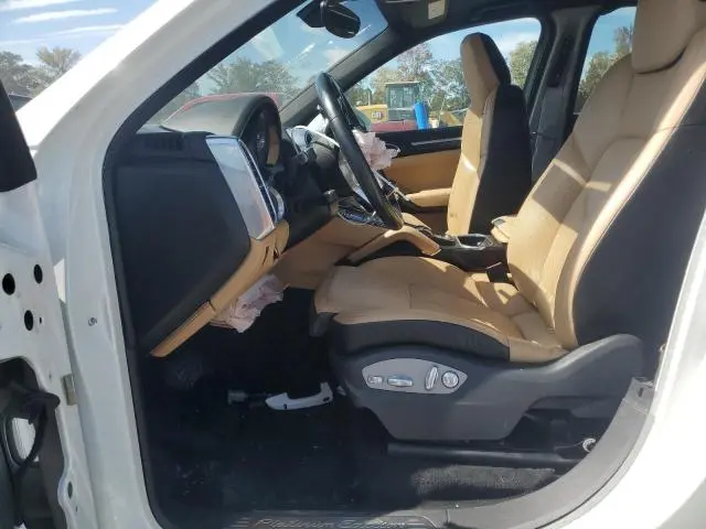 2018 PORSCHE CAYENNE   