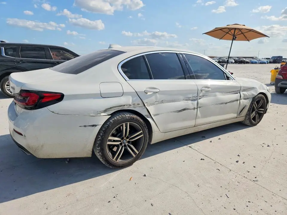 2021 BMW 530 I  