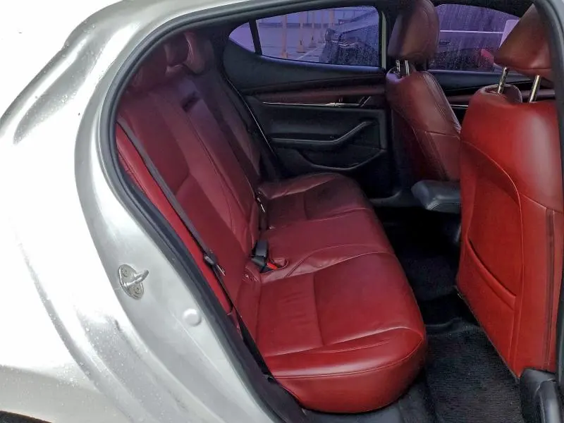 2022 MAZDA 3 PREMIUM  