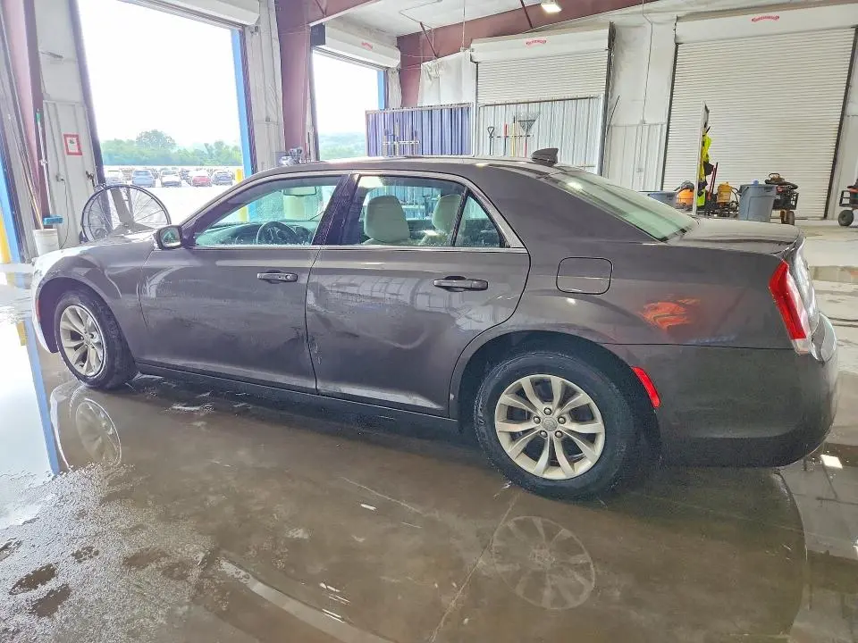 2015 CHRYSLER 300 LIMITED  