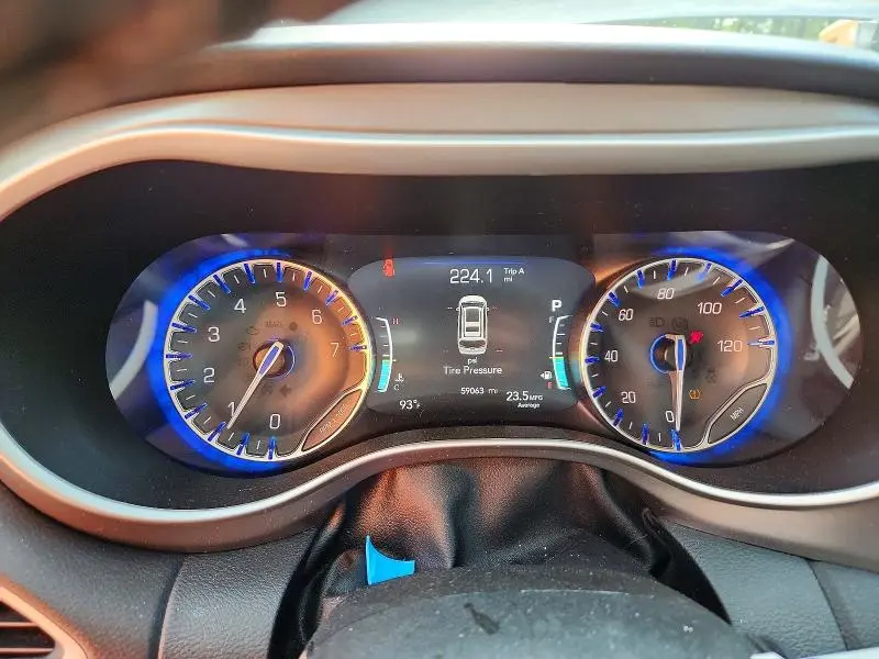 2023 CHRYSLER PACIFICA TOURING L  