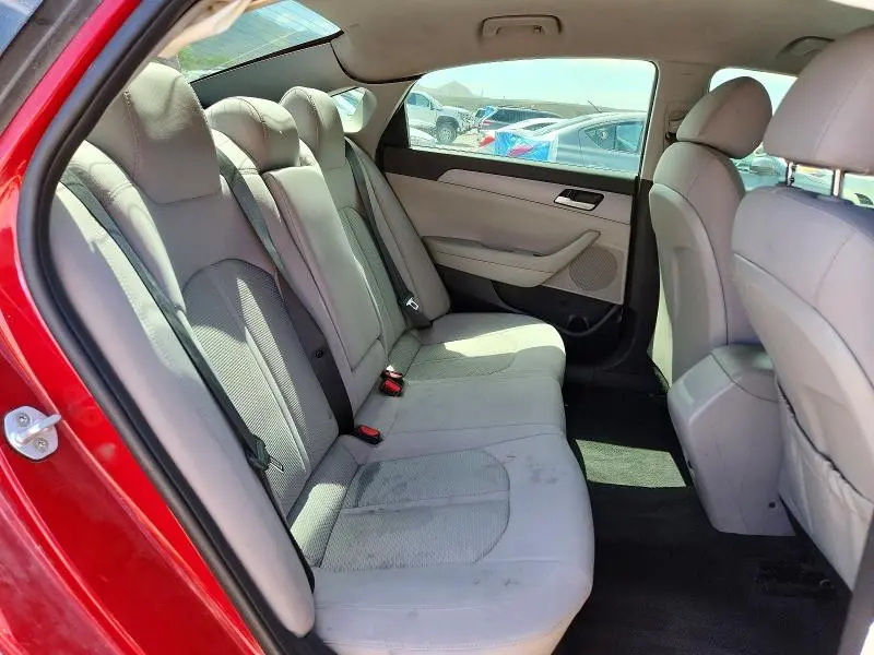 2018 HYUNDAI SONATA SE  