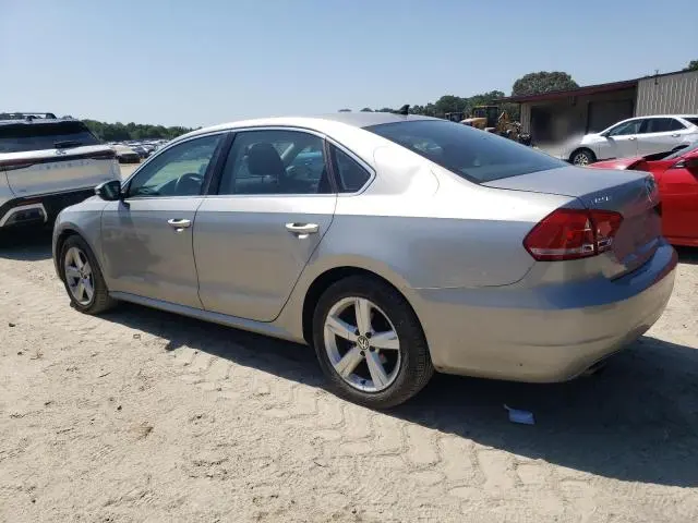 2012 VOLKSWAGEN PASSAT SE  