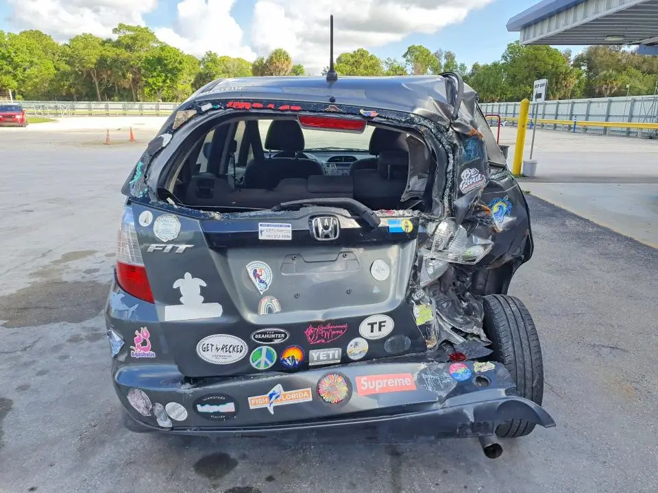 2013 HONDA FIT   