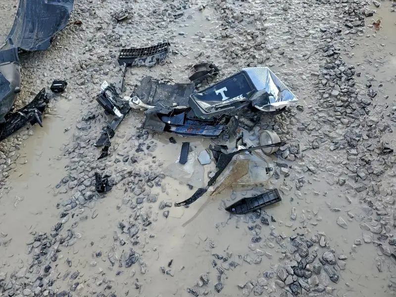 2019 CHEVROLET CAMARO LS  