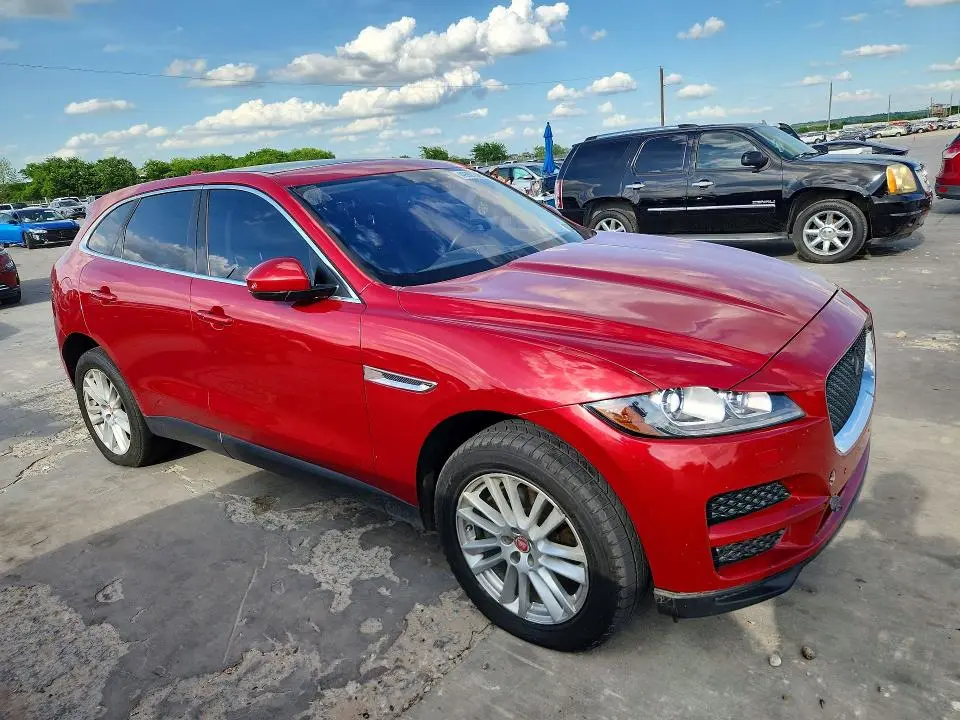 2019 JAGUAR F-PACE   