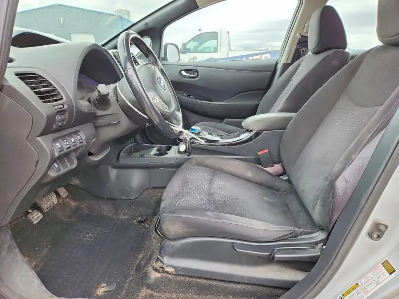 2013 NISSAN LEAF S  
