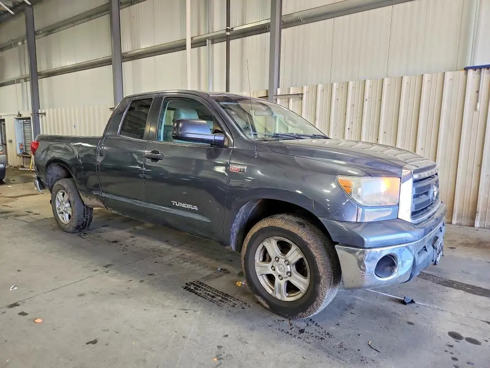2010 TOYOTA TUNDRA DOUBLE CAB SR5  