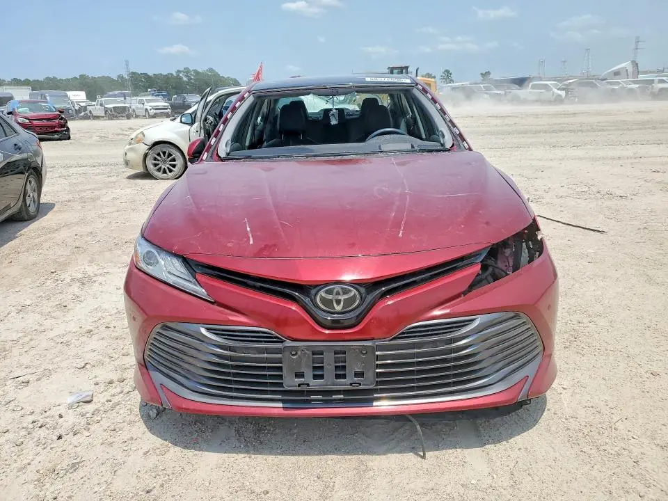 2018 TOYOTA CAMRY XLE V6  