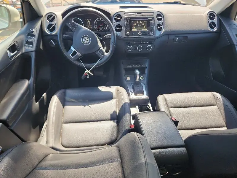 2014 VOLKSWAGEN TIGUAN S  