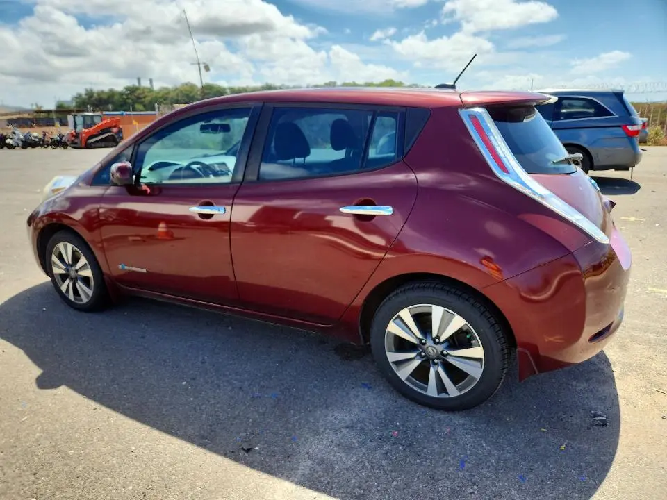 2016 NISSAN LEAF SV  