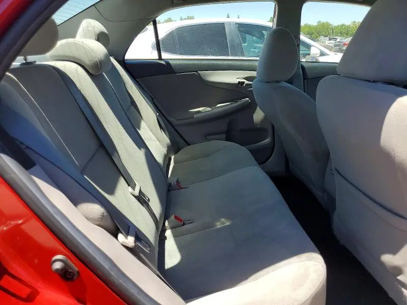 2013 TOYOTA COROLLA LE  