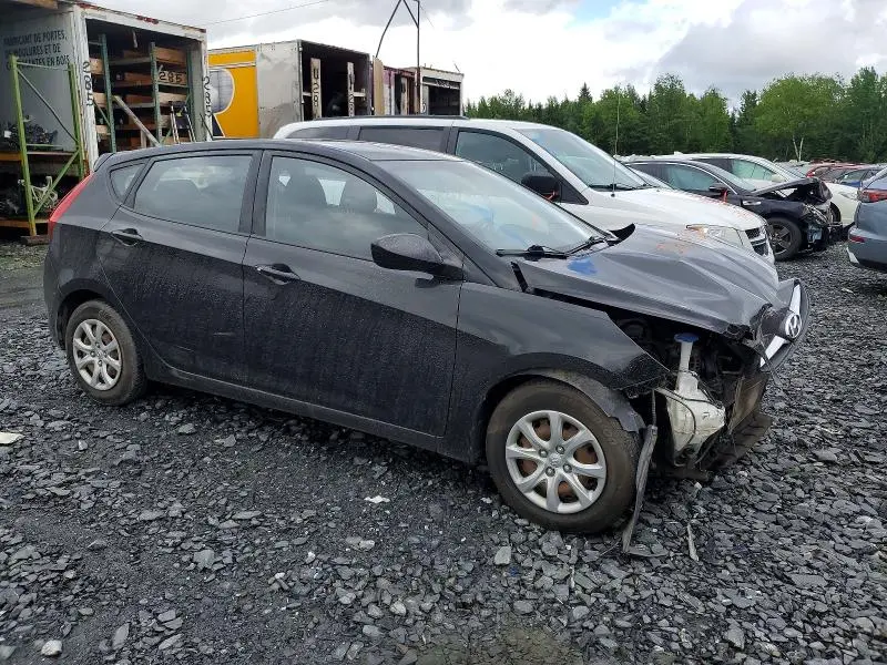 2013 HYUNDAI ACCENT GS  