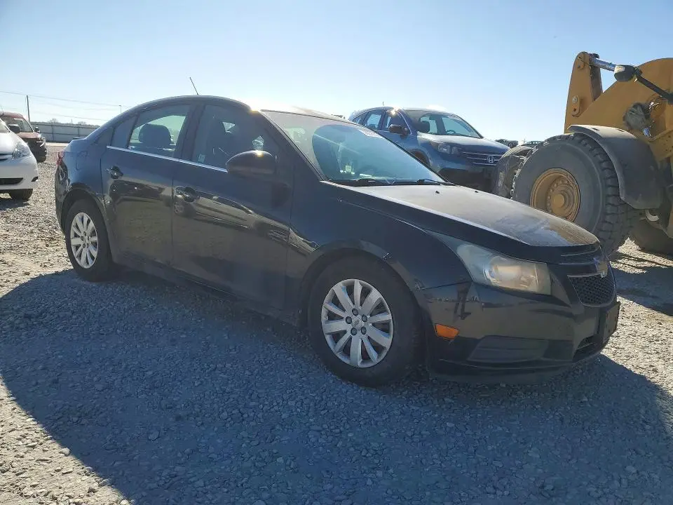 2011 CHEVROLET CRUZE LT  
