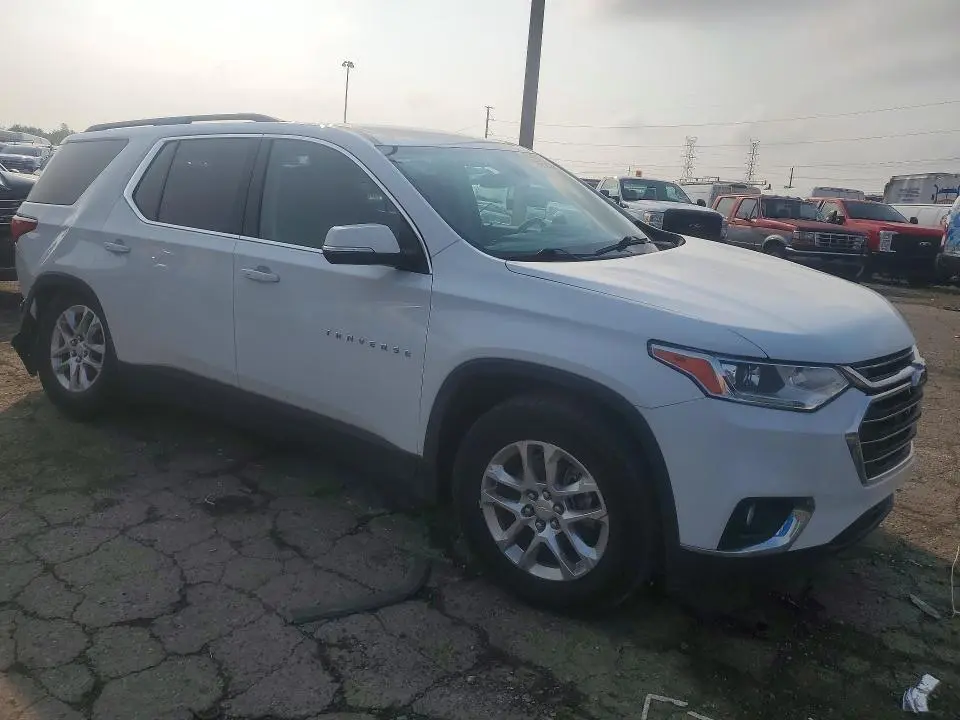 2021 CHEVROLET TRAVERSE LT  