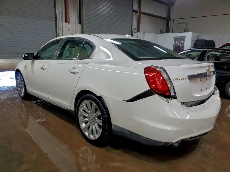 2010 LINCOLN MKS   