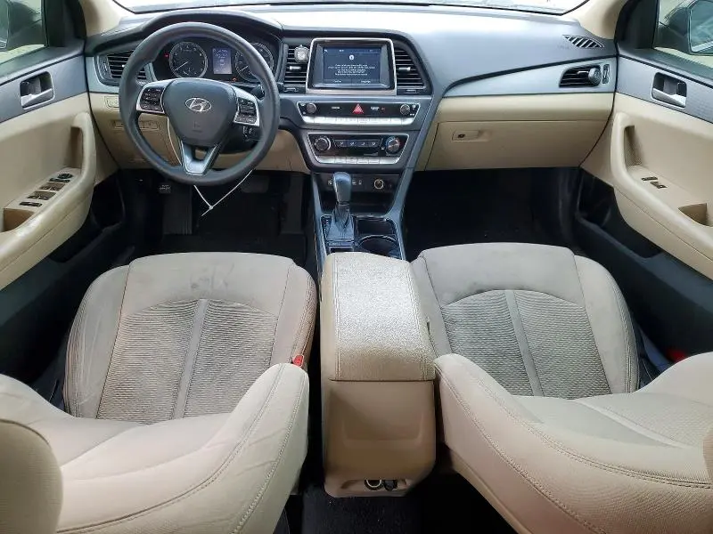 2019 HYUNDAI SONATA SE  